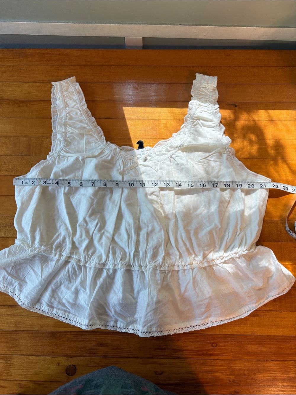 Divided White Ruffled Camisole Tank - Picture 3 of 8